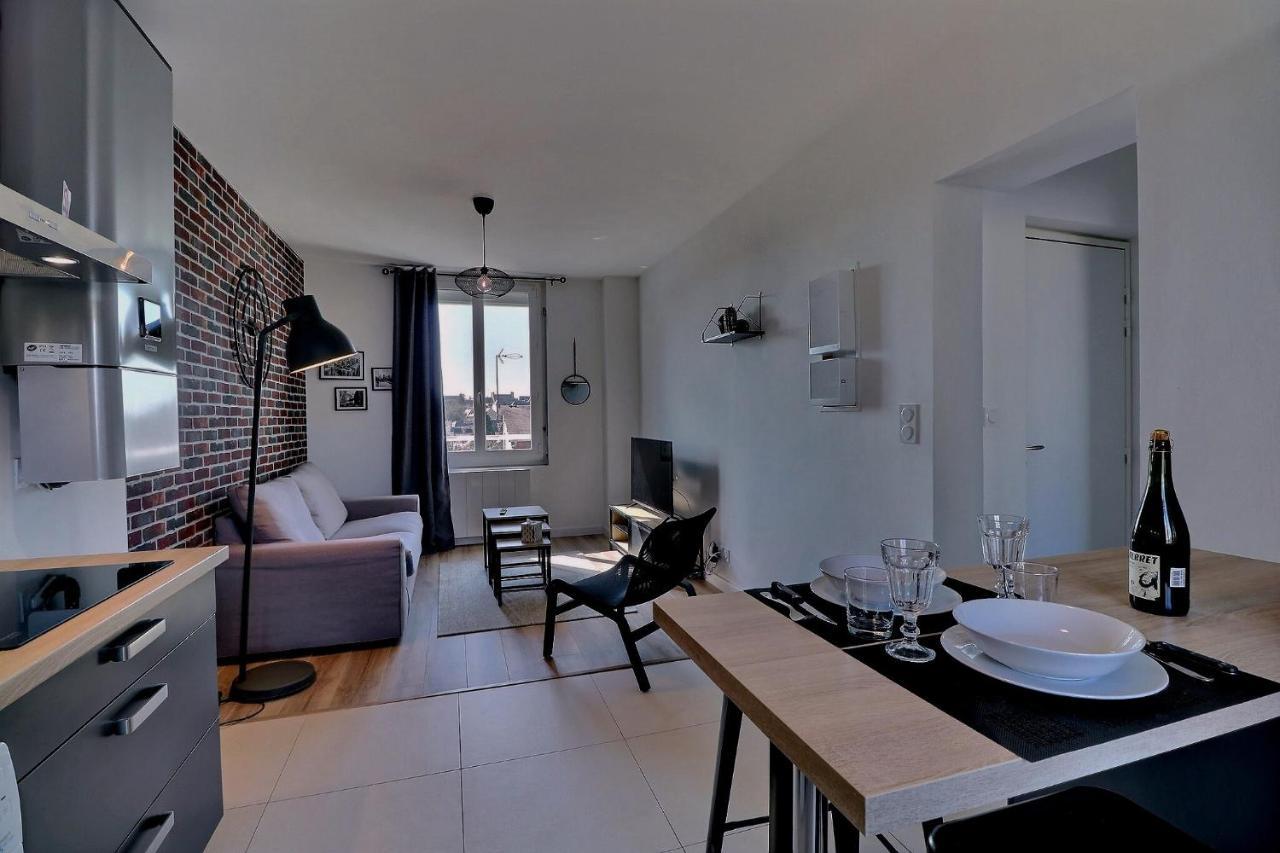 Appartement Logisy En Centre-Ville De Vitre I Logisy L'Indu Vitré Exteriér fotografie